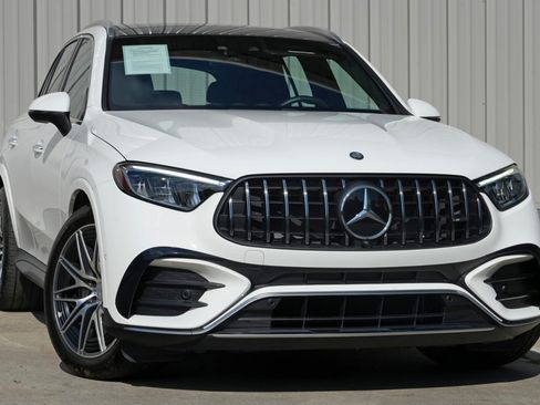 Used 2024 Mercedes-Benz GLC 43 AMG 4MATIC image 4