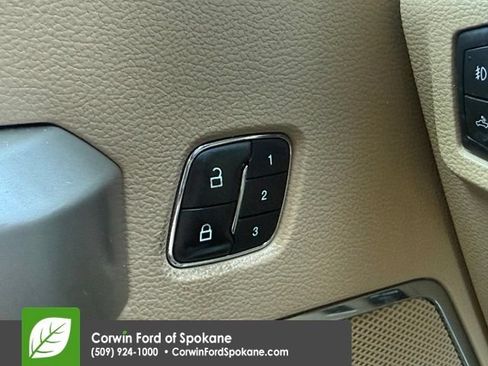 Used 2019 Ford F150 Lariat RWD image 21