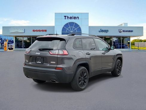 Used 2022 Jeep Cherokee Latitude Lux AWD/4WD image 4