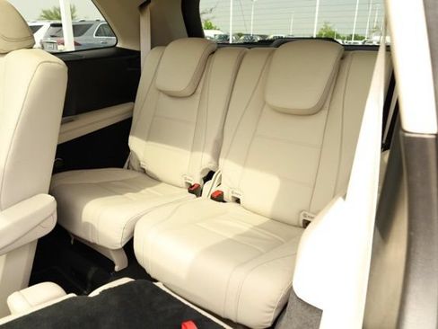 Certified 2022 Mercedes-Benz GLS 450 4MATIC image 22