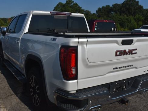 Used 2022 GMC Sierra 1500 SLT w/ SLT Premium Plus Package AWD/4WD image 5