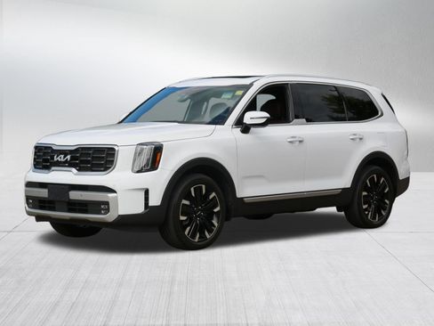 Certified 2023 Kia Telluride SX Prestige AWD/4WD image 3