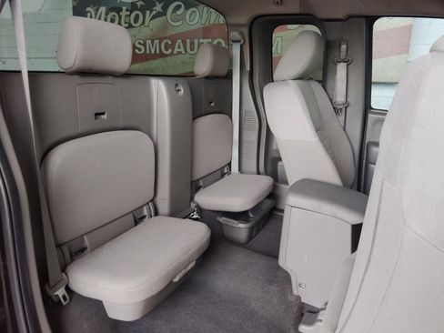 Used 2019 Nissan Frontier S RWD image 15