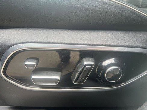 Used 2023 Jeep Grand Cherokee L Summit image 7