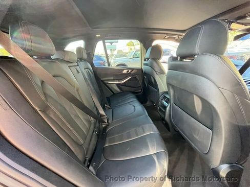 Used 2021 BMW X5 xDrive40i image 16