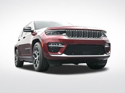 Used 2023 Jeep Grand Cherokee Summit image 46
