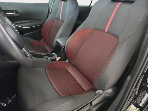 Used 2024 Toyota Corolla SE FWD image 17
