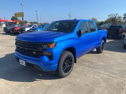 New 2026 Chevrolet Silverado 1500 Custom w/ Turbomax Blackout Package