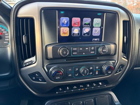 Used 2018 GMC Sierra 3500 Denali w/ Duramax Plus Package image 29