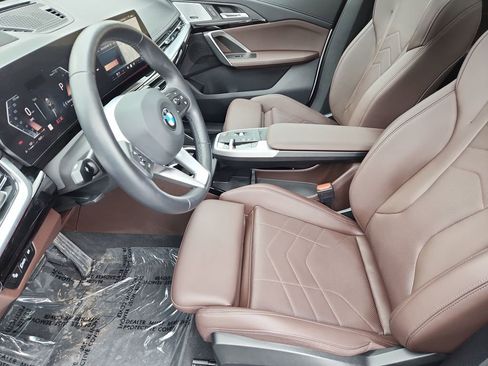 Used 2024 BMW X1 xDrive28i w/ Premium Package image 24