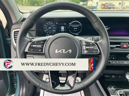 Used 2024 Kia Seltos EX AWD/4WD image 14