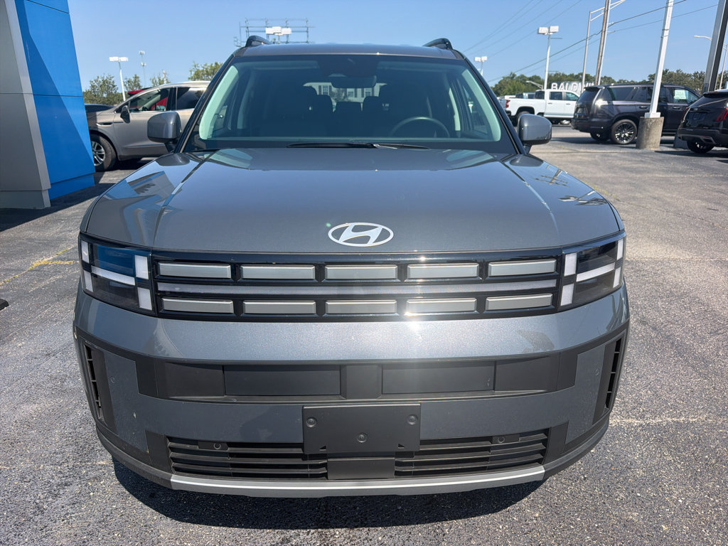 Used 2026 Hyundai Santa Fe SEL FWD image 2