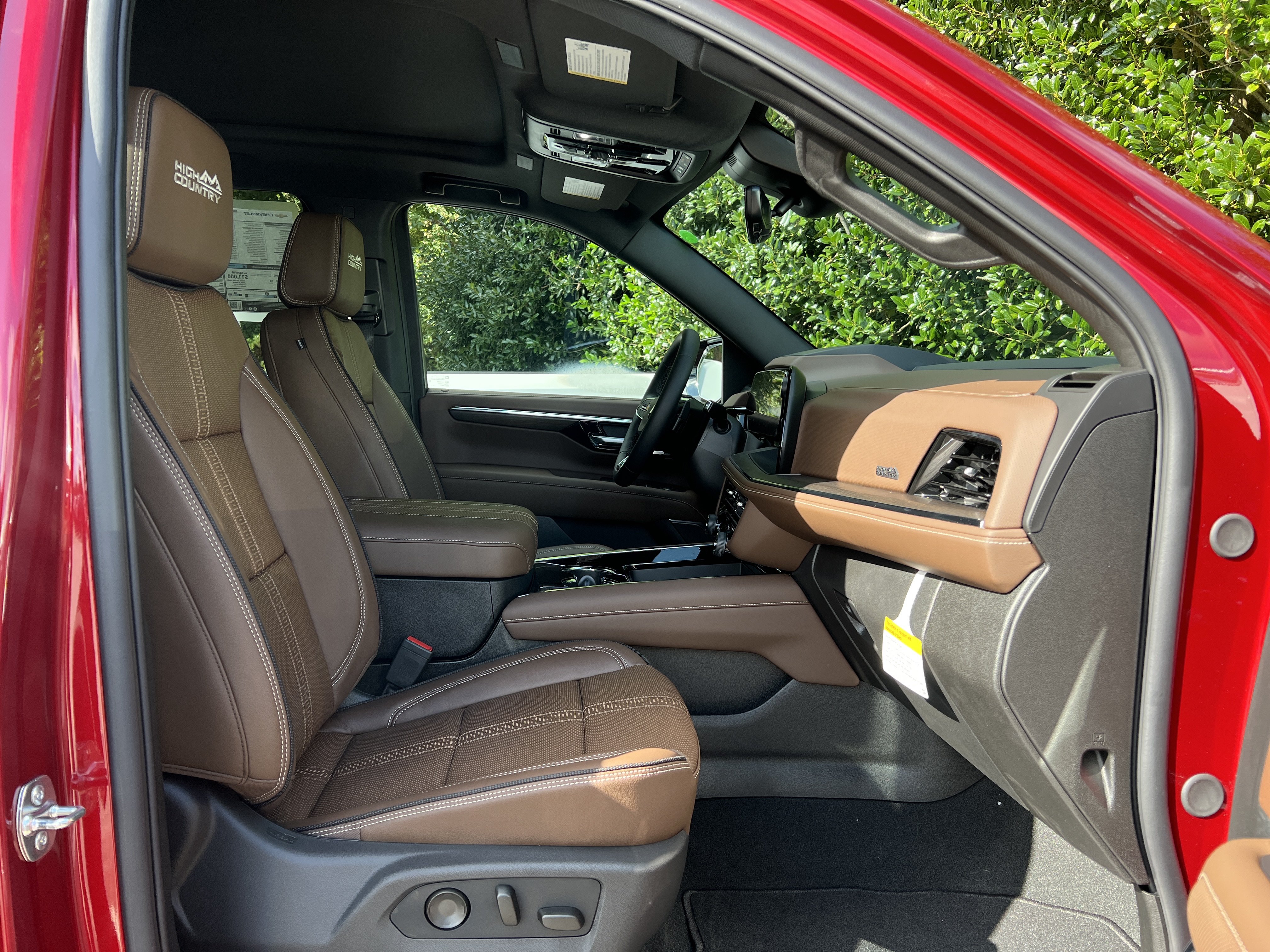 New 2026 Chevrolet Tahoe High Country w/ Sun And Tow Package AWD/4WD image 35