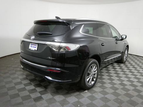 Used 2023 Buick Enclave Avenir image 3