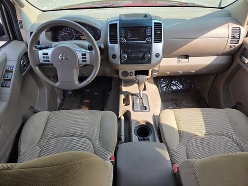 Used 2016 Nissan Frontier SV RWD image 12