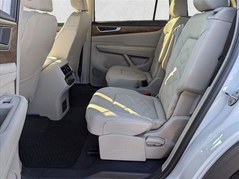 New 2026 Volkswagen Atlas SE FWD image 14