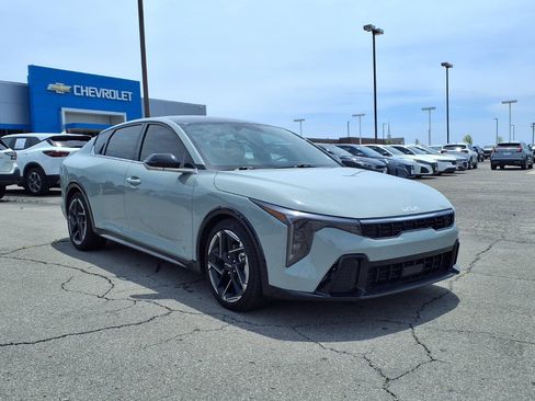 Used 2025 Kia K4 GT-Line w/ GT-Line Sunroof Package FWD image 19