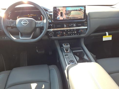 New 2026 Nissan Pathfinder SL w/ SL Premium Package (P04) AWD/4WD image 12