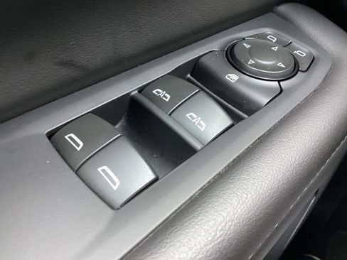 Used 2025 Chevrolet Tahoe LT AWD/4WD image 24
