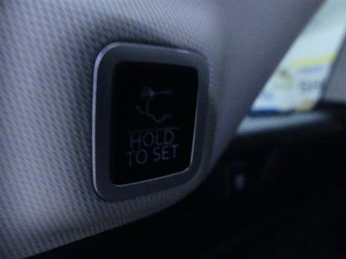 Used 2024 Jeep Grand Cherokee Limited 4xe image 30