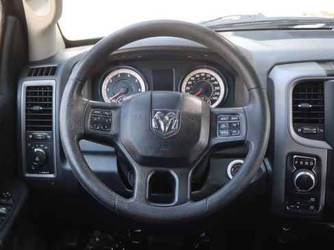 Used 2016 RAM 1500 Express w/ Popular Equipment Group AWD/4WD image 18