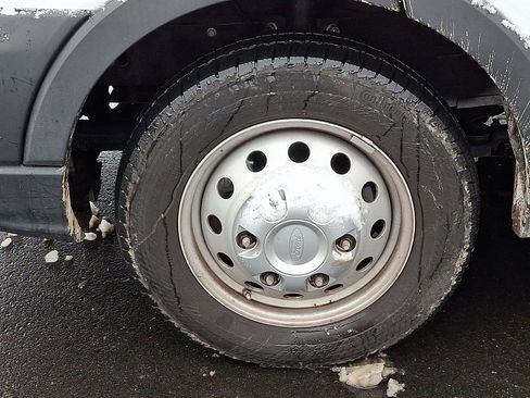 Used 2023 Ford Transit 350 DRW image 9