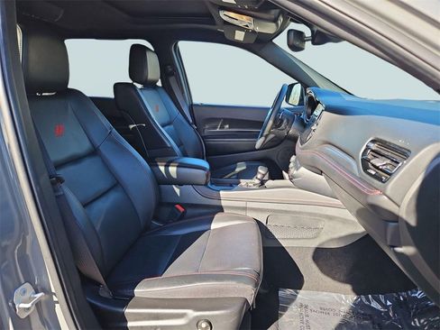 Used 2025 Dodge Durango GT image 28