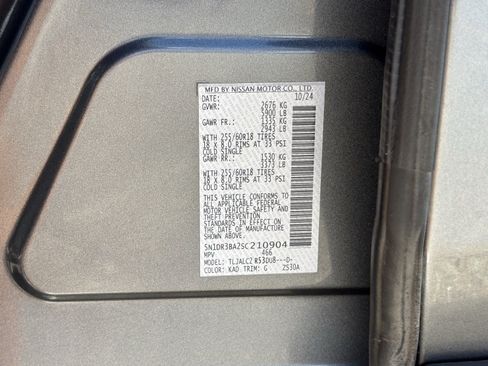 Used 2025 Nissan Pathfinder SV FWD image 34