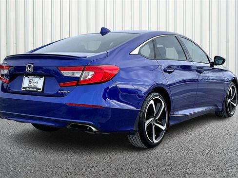 Used 2018 Honda Accord Sport image 6