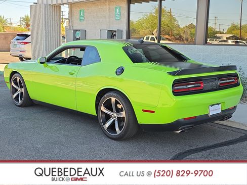 Used 2015 Dodge Challenger R/T image 6
