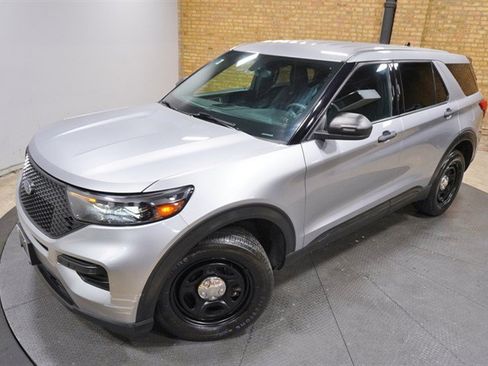 Used 2020 Ford Explorer 4WD Police Interceptor image 2