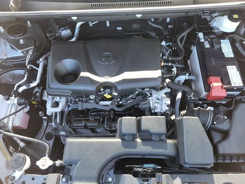 Used 2025 Toyota RAV4 XLE FWD image 11