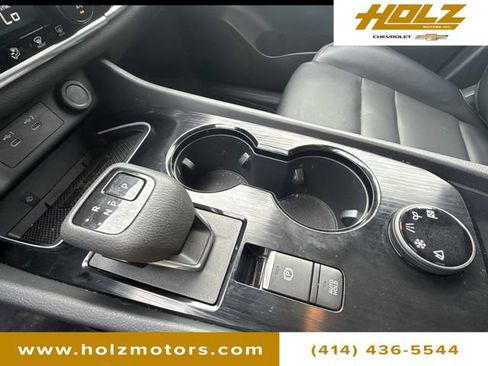 Used 2024 Nissan Rogue SL image 16