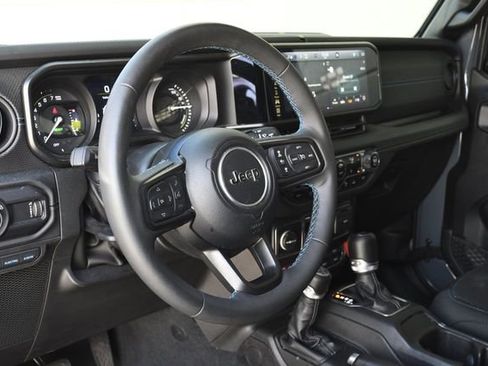 Used 2024 Jeep Wrangler Unlimited Rubicon 4xe w/ Technology Group image 22