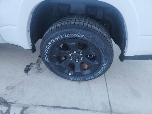 New 2026 RAM 1500 Big Horn w/ Night Edition image 22