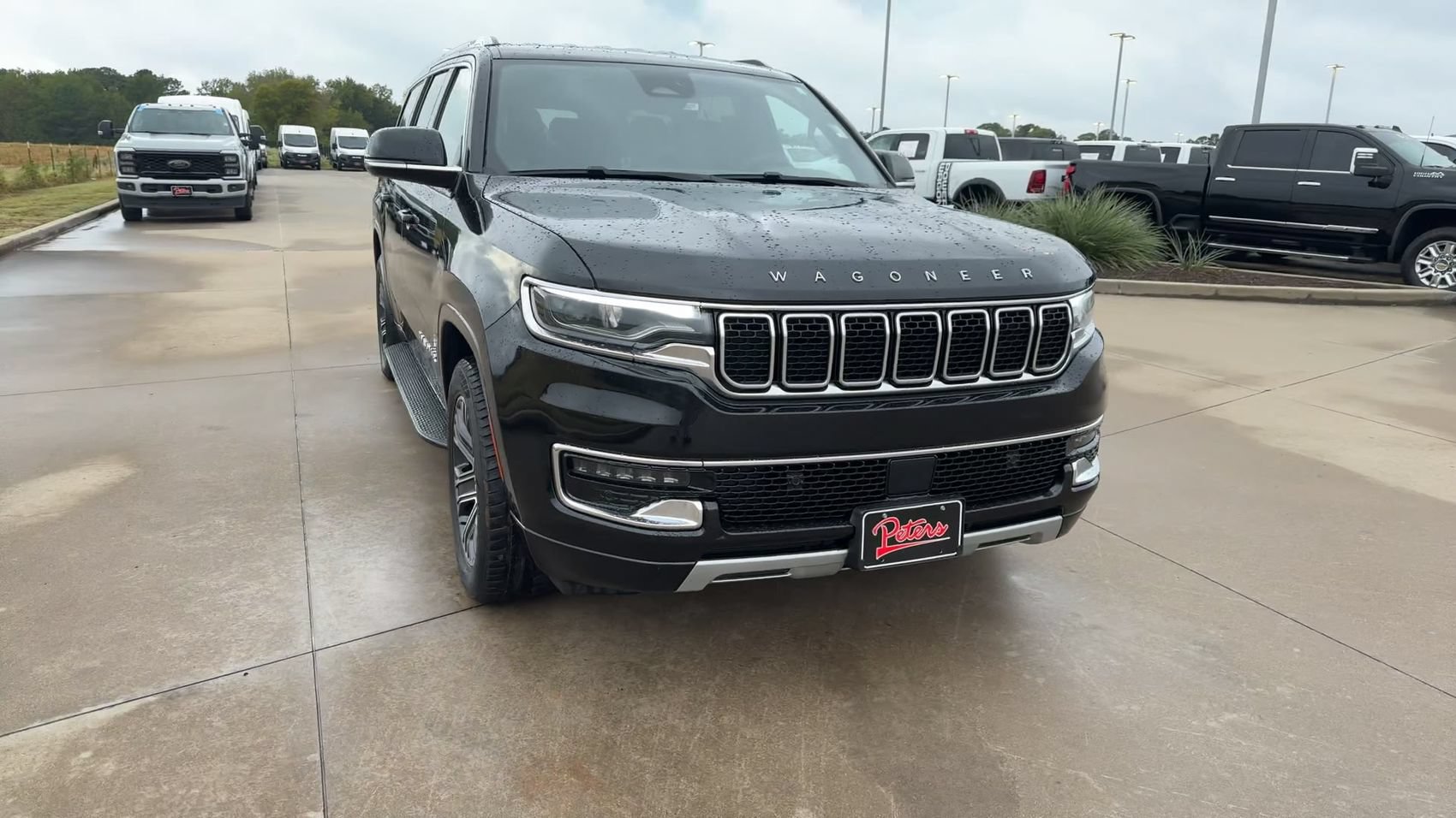 Used 2024 Jeep Wagoneer L Series II w/ Flexible Seating Group AWD/4WD image 4