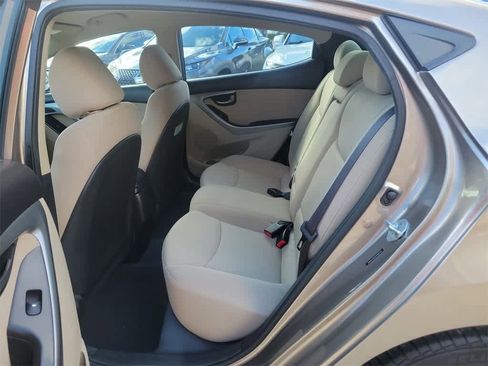 Used 2014 Hyundai Elantra SE w/ Option Group 02 image 11