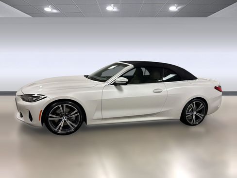 Certified 2024 BMW 430i Convertible w/ Convenience Package RWD image 2