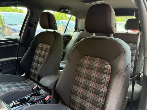 Used 2017 Volkswagen GTI S FWD image 10