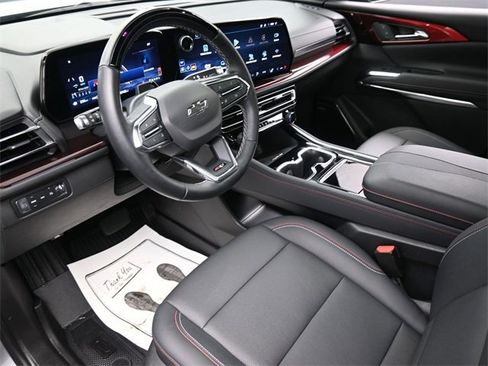 Certified 2024 Chevrolet Traverse Z71 w/ Enhanced Driving Package image 12