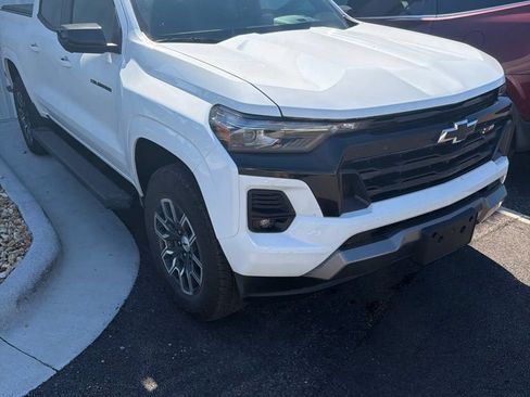 Certified 2026 Chevrolet Colorado Z71 w/ Technology Package AWD/4WD image 2