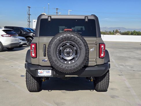 New 2025 Ford Bronco Badlands image 5