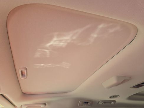 New 2026 Kia Carnival SX FWD image 24