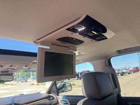 Used 2019 GMC Yukon XL Denali w/ Denali Ultimate Package AWD/4WD image 37