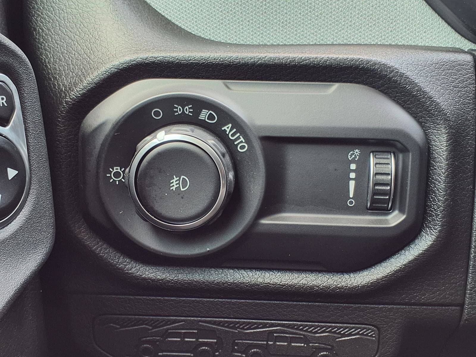 Used 2024 Jeep Wrangler Sport AWD/4WD image 25