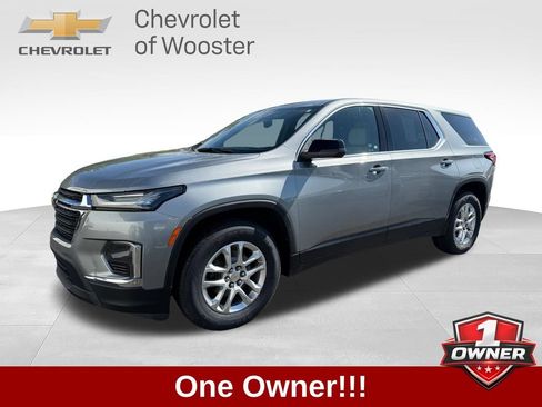 Used 2023 Chevrolet Traverse LS w/ LPO, Floor Liner Package AWD/4WD image 1