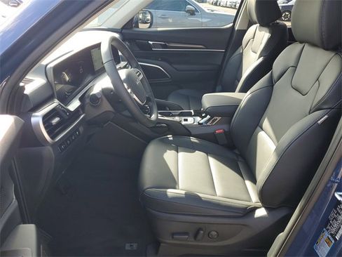 New 2025 Kia Telluride S image 23