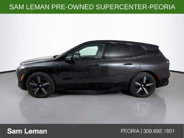 Used 2025 BMW iX xDrive50 AWD/4WD image 4