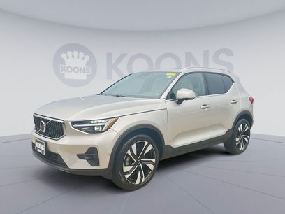 Used 2024 Volvo XC40 B5 Plus w/ Protection Package Premier