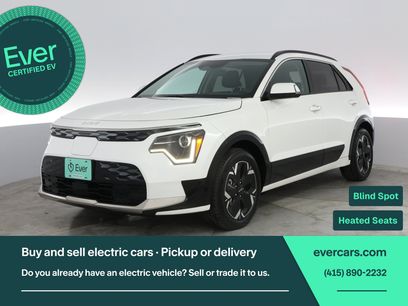 Used 2023 Kia Niro Wind